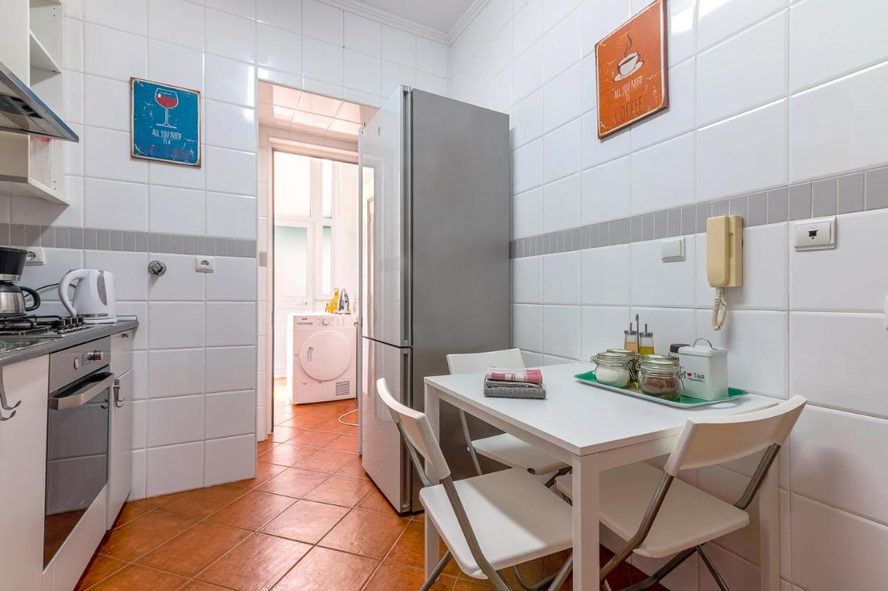 Alm- Spacious. Sunny. Patio. Quiet Area. Fast Wifi Lisboa Extérieur photo