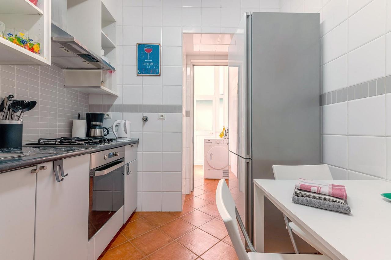 Alm- Spacious. Sunny. Patio. Quiet Area. Fast Wifi Lisboa Extérieur photo